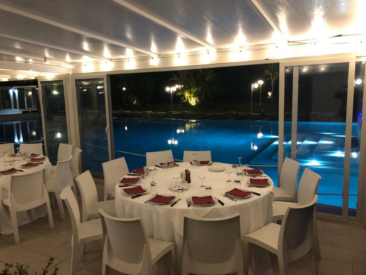 Valle Di Mare Country Resort Fontane Bianche Dış mekan fotoğraf